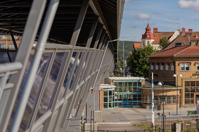 Skleněné zábradlí vypadá dobře. 